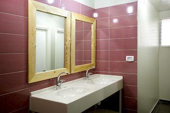 Little Hostel Tel Aviv